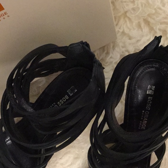 Hugo boss heels - Picture 2 of 4